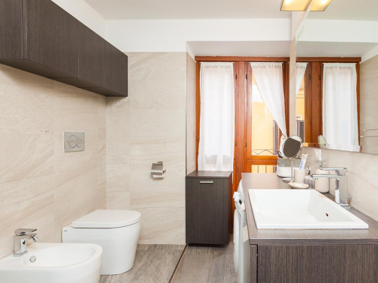 Apartment Easyhomes - Spiga Milan